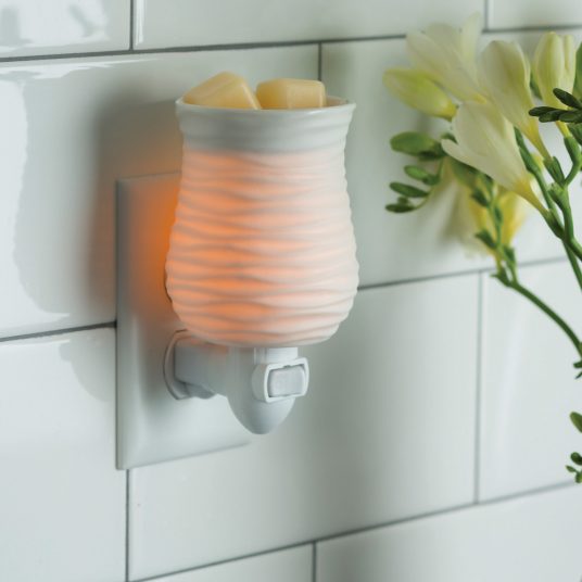 Pluggable Fragrance Warmer Harmony
