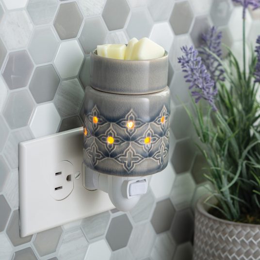 Pluggable Fragrance Warmer Jasmine